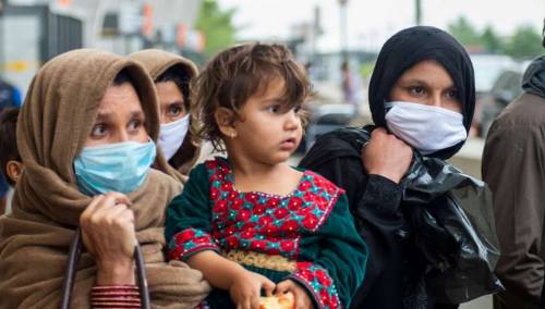 Strane humanitarne organizacije obustavljaju rad u Afganistanu