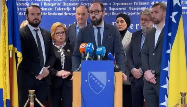 Stranke Osmorke: Jednokratne Schmidtove odluke nećemo podržati