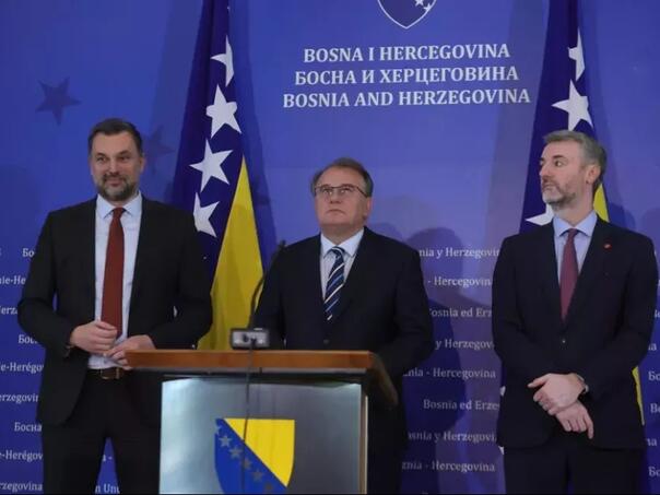 Stranke Trojke: Dajemo punu podršku SIPA-i u provođenju aktivnosti