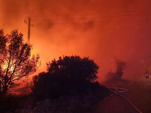 Strašna noć na Braču: Požar gutao sve pred sobom, ljudi spašavali žive glave