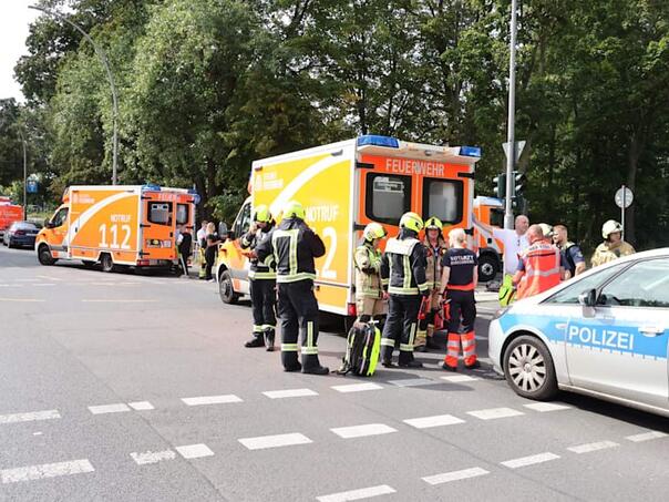 Strava u Berlinu: Autom se zaletio u grupu djece, više povrijeđenih