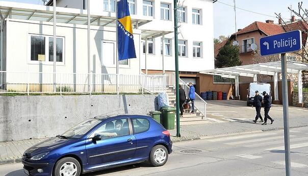 Strava u Gradačcu: Muškarac likvidirao žensku osobu, u toku potraga