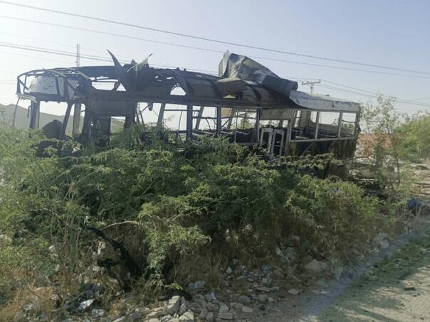 Stravičan napad u Pakistanu: Poginulo četvero djece u eksploziji školskog autobusa