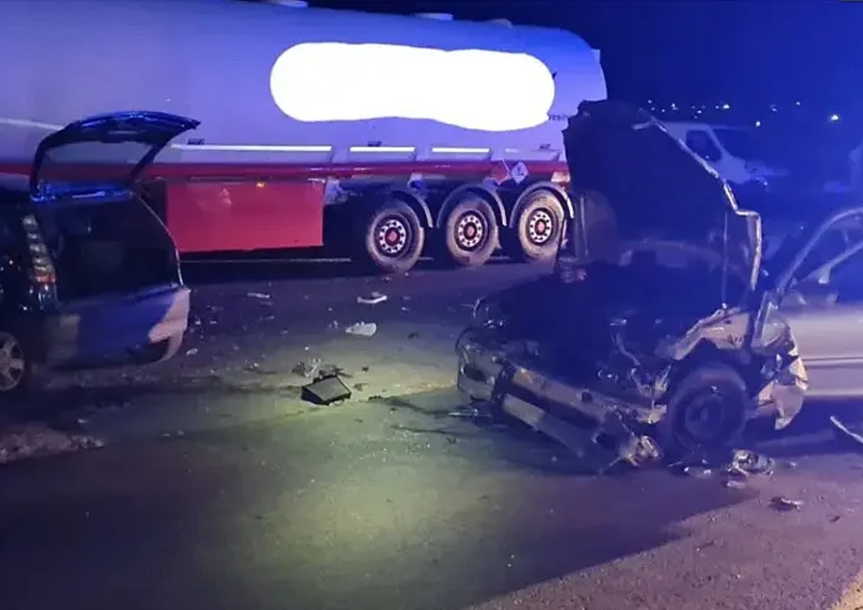 Stravičan sudar dva vozila na putu Prijedor - Banja Luka, vozači teško povrijeđeni