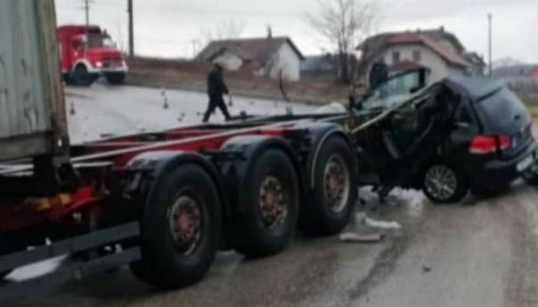 Stravična nesreća: Poginula djevojka bila na obuci