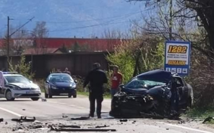 Stravična nesreća kod Sarajeva: Poginula jedna osoba
