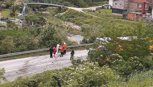 Stravična nesreća kod Srebrenika: Poginule dvije osobe