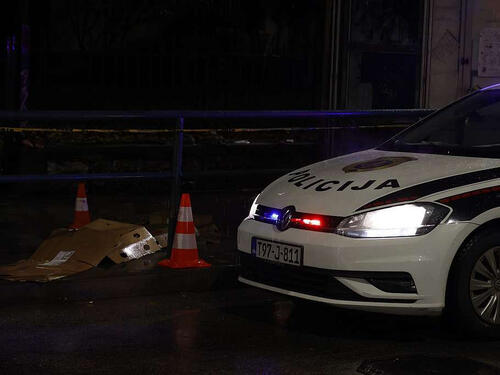 Stravična nesreća kod Žepča: Motociklista poginuo, jedna osoba povrijeđena