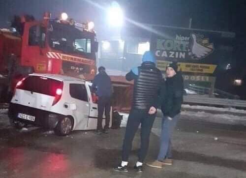 Stravična nesreća u Cazinu: Dvije osobe poginule
