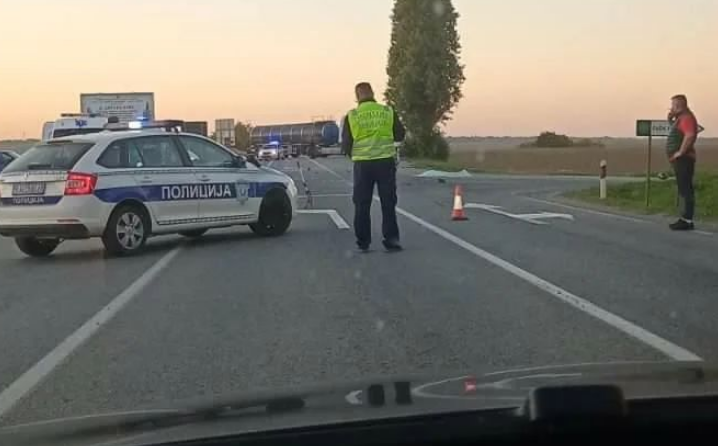 Stravična nesreća u Srbiji: Poginuli mladić (18) i maloljetna djevojka (17)