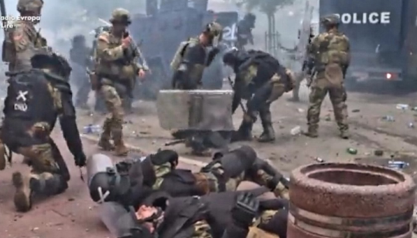 Stravične scene sa Kosova: Ranjeni pripadnici KFOR-a