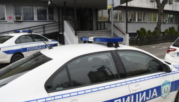 Stravično u Smederevskoj Palanci: Žena nožem iskasapila komšiju