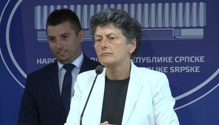 Strik razočarana Schmidtom: Učvršćuje podjele