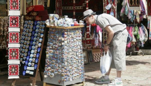 Stručnjaci Hrvatske, Crne Gore i Srbije: Turizmu potrebna državna pomoć