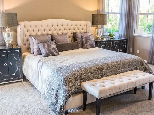 Stručnjaci odgovorili na pitanje koliko često treba mijenjati posteljinu