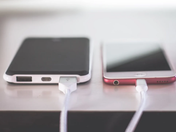 Stručnjaci otkrivaju istinu o navikama koje utiču na bateriju mobitela