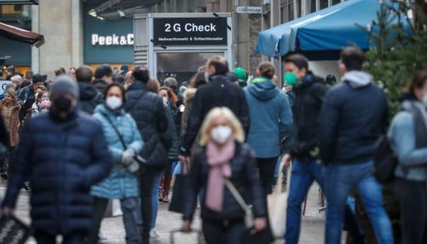 Stručnjaci predviđaju veliki talas smrtnih slučajeva zbog omikrona do marta