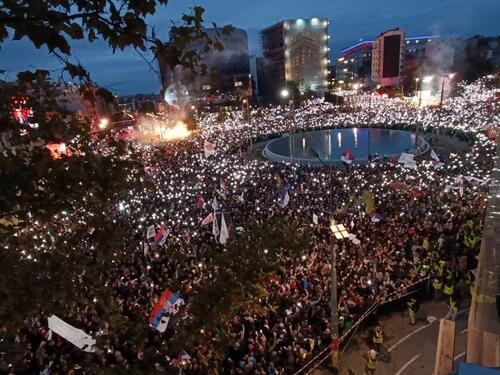Studenti održali ogroman završni skup: "Srbija ili mafija"