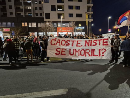 Studenti pješačili oko 100 kilometara da bi odali počast novosadskim žrtvama