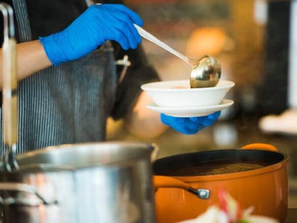 Studenti se otrovali hranom u menzi u Zagrebu