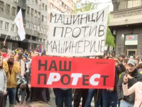 Studenti u blokadi potvrdili: Ostajemo ispred zgrade RTS-a