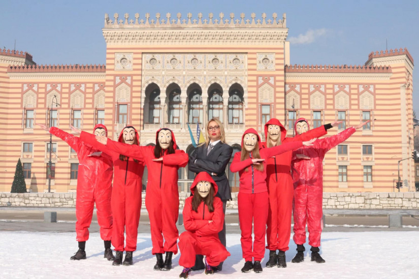 Studenti u Vijećnici izveli plesni performans na temu  'La casa de Papel'