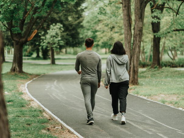 Studija otkrila broj koraka koji smanjuje rizik od smrti uzrokovanih bolestima srca