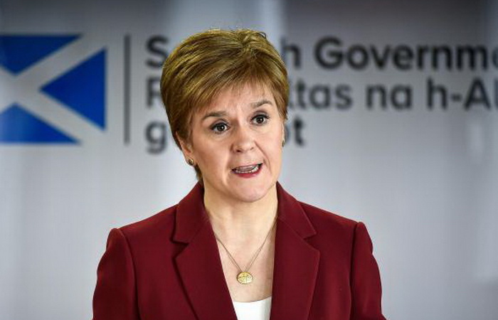Sturgeon održala komemoraciju povodom 25. godišnjice genocida u Srebrenici