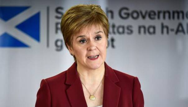 Sturgeon održala komemoraciju povodom 25. godišnjice genocida u Srebrenici