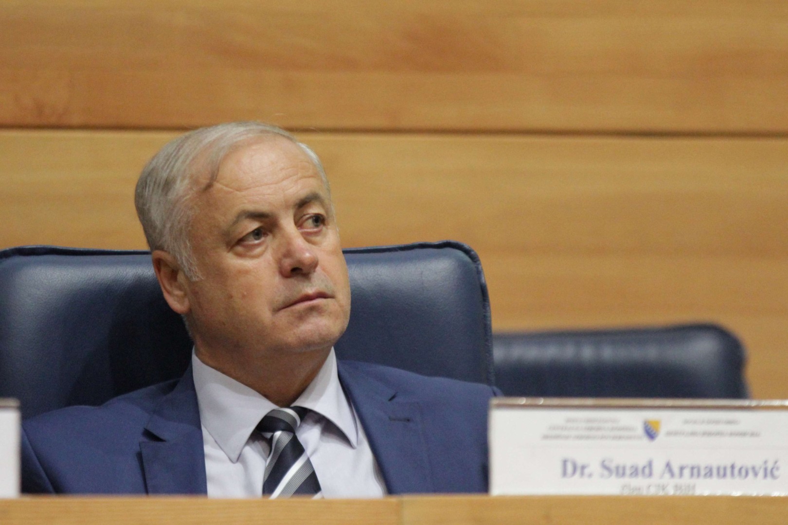 SUAD ARNAUTOVIĆ - ČVRSTI STAVOVI