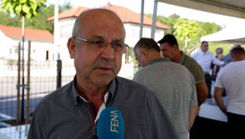 Suad Forić u Kamičanima dočekao posmrtne ostatke sina od tetića