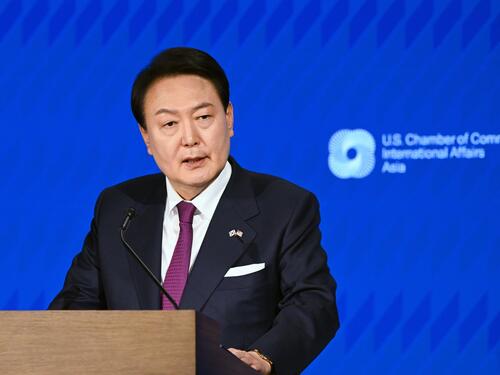 Sud naredio puštanje opozvanog predsjednika Yoona Suk-yeola iz pritvora