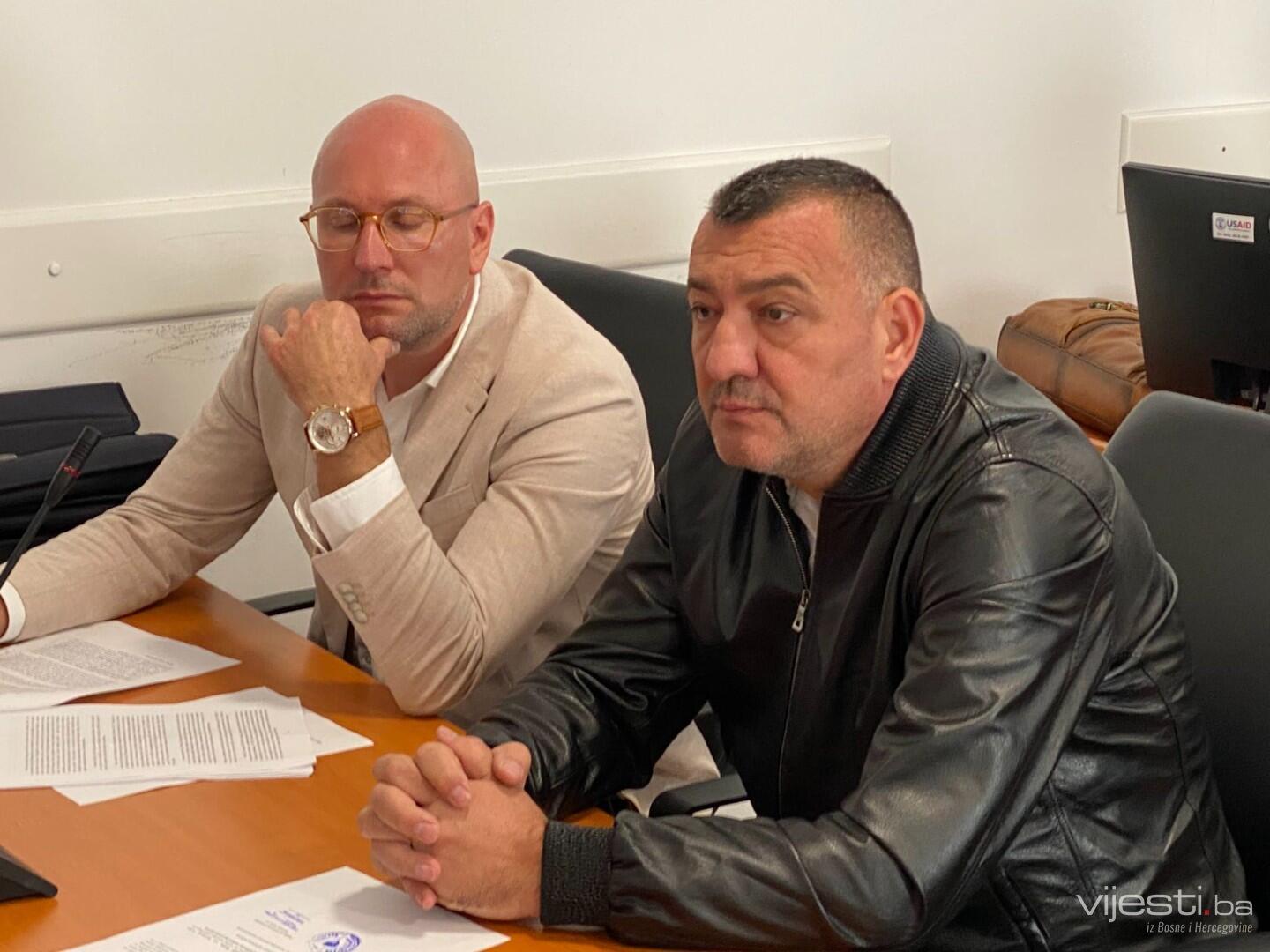 Slike iz sudnice u Tuzli: Počelo ročište za monstruozna djela 