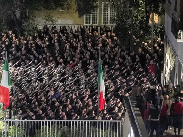 Sud u Italiji: 'Rimski pozdrav nije zločin'