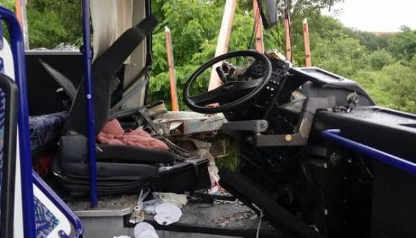 Sudar autobusa i kamiona kod Banjaluke, više povrijeđenih