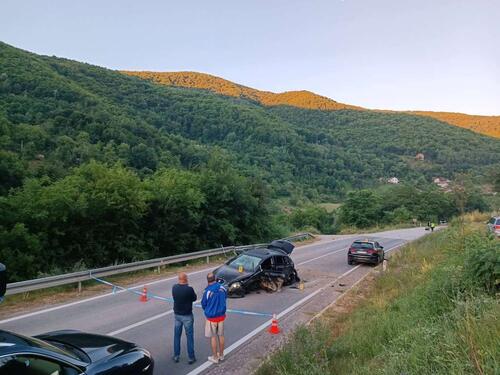 Sudar četiri vozila kod Goražda, jedna osoba povrijeđena