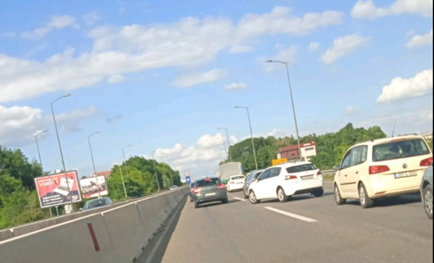 Sudar dva kamiona i 10-ak auta u Banjaluci