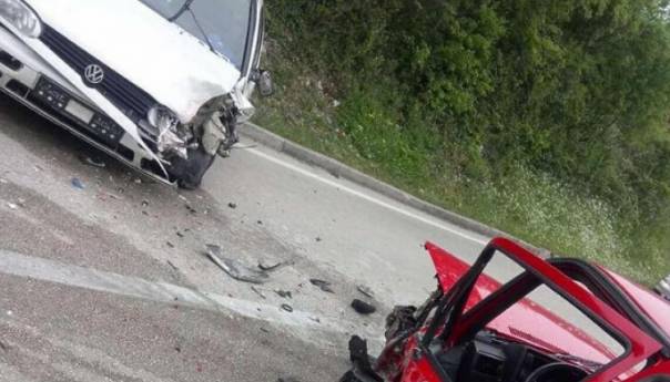 Sudar dva vozila kod Stoca, obustavljen saobraćaj