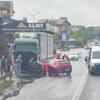 Sudar kamiona i automobila u Zenici, jedna osoba povrijeđena