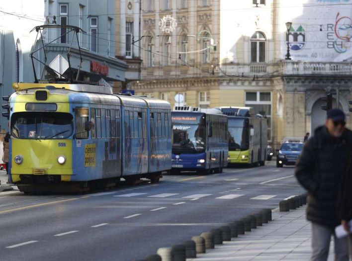 Sudar kod Aria centra, formirale se velike gužve