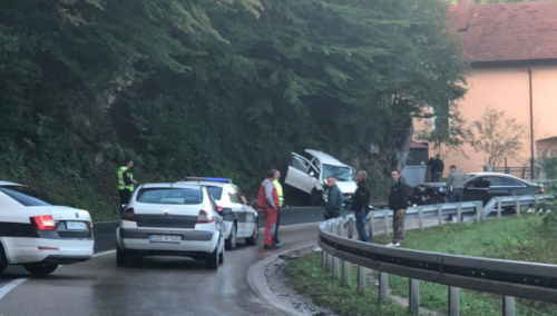 Sudar kod Živinica: Povrijeđene dvije osobe