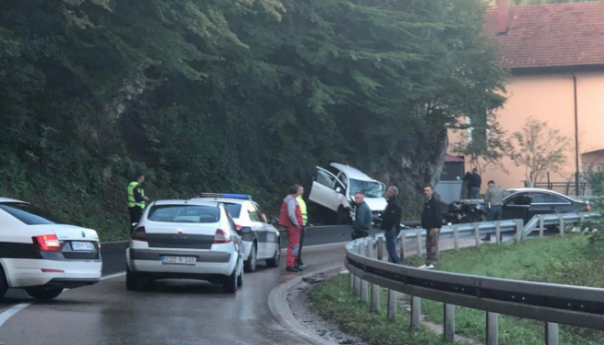 Sudar kod Živinica: Povrijeđene dvije osobe
