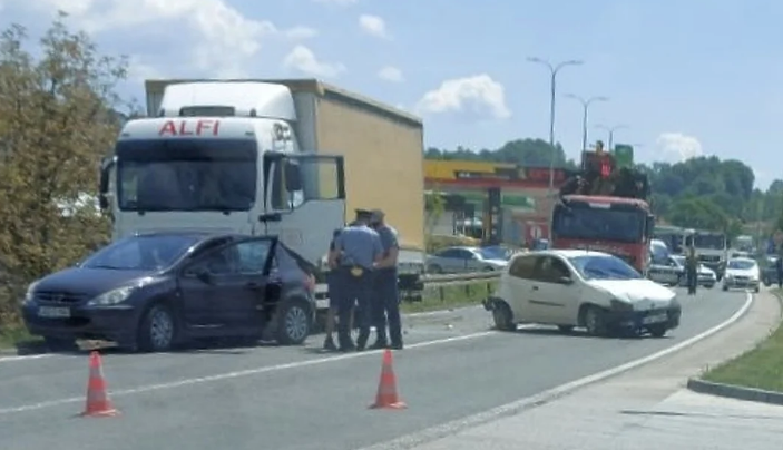 Sudar pet vozila kod Srebrenika, ima povrijeđenih