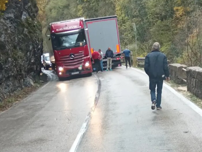 Sudar u kanjonu Tijesno, nema informacija o povrijeđenima