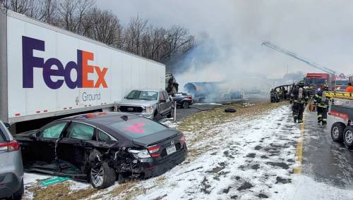 Sudar više od 40 vozila u SAD-u, desetine povrijeđenih