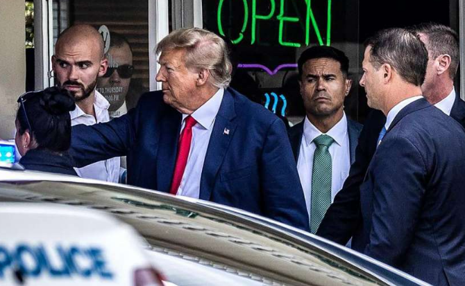 Sudija odredio 14. august za početak suđenja Trumpu u slučaju povjerljivih dokumenata
