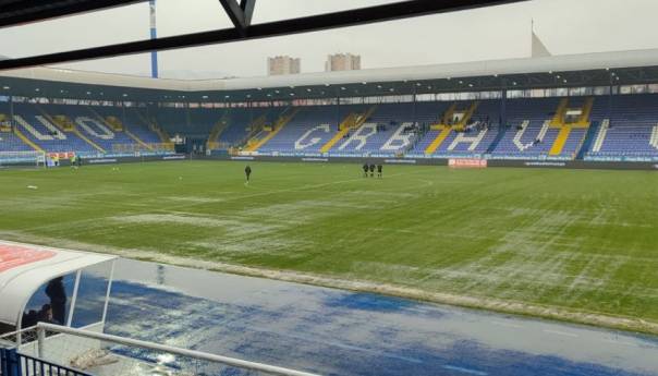 Sudije provjeravale teren na Grbavici, naknadno odluka o odigravanju meča