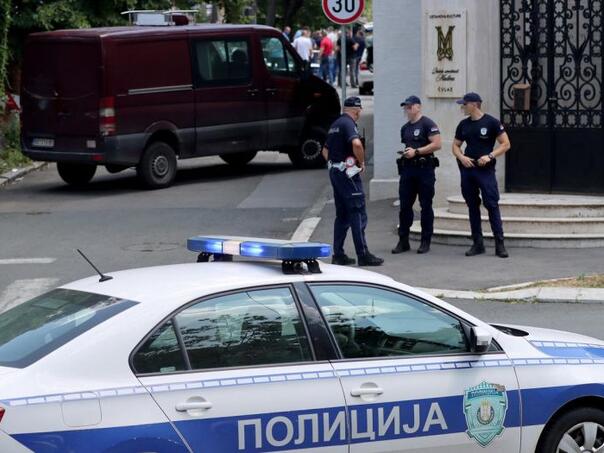 Sugrađanina pregazio automobilom nakon svađe na Tik-toku