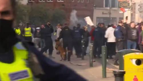 Sukob policije i demostranata u Dublinu