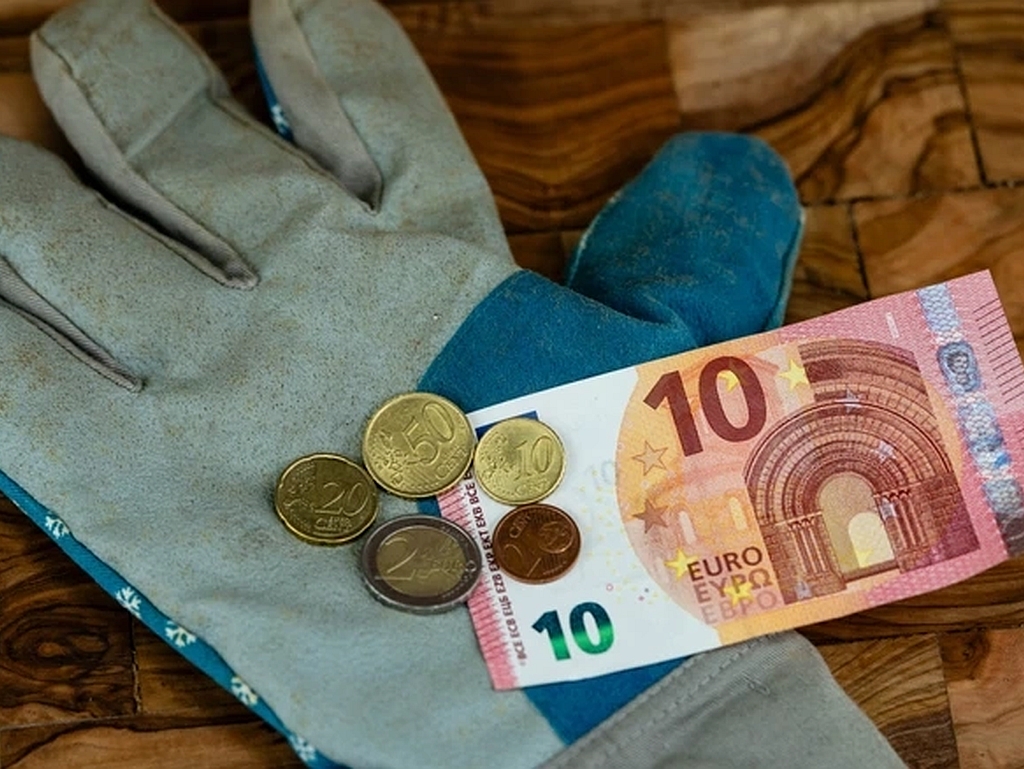 Sukob u njemačkoj vladi zbog prijedloga o smanjenju minimalne satnice za sezonske radnike